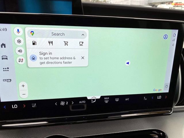 Used 2025 Ford Expedition Active image 14