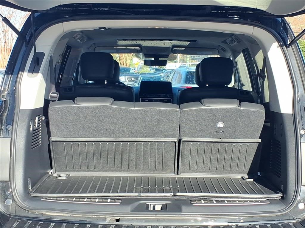 Used 2024 Nissan Armada Platinum w/ Captain's Chairs Package image 7