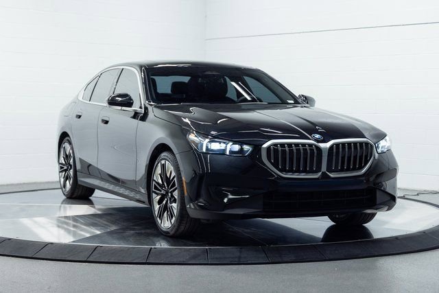 Certified 2025 BMW 530i 530i image 4