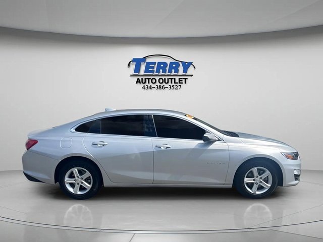 Used 2022 Chevrolet Malibu LT