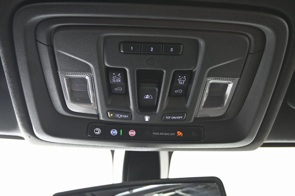 Used 2020 Chevrolet Silverado 1500 High Country image 35