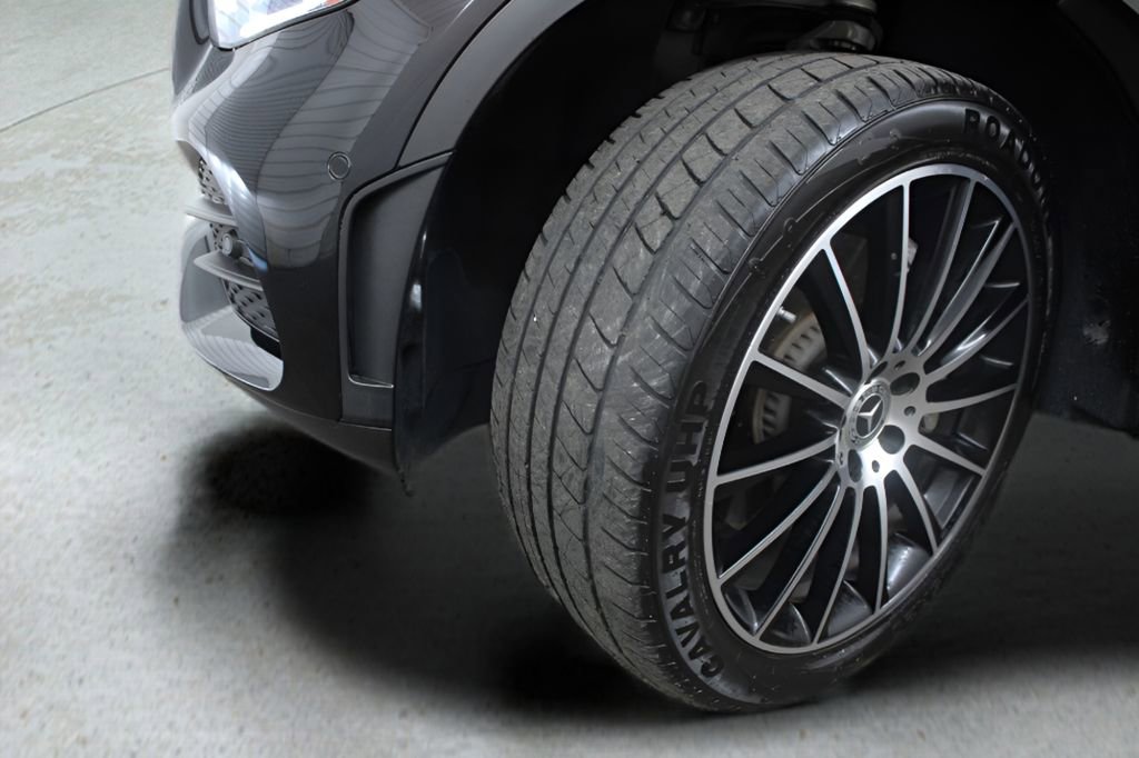 Used 2022 Mercedes-Benz GLC 300 image 41