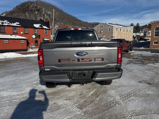 Used 2022 Ford F150 XLT w/ Equipment Group 302A High AWD/4WD image 4