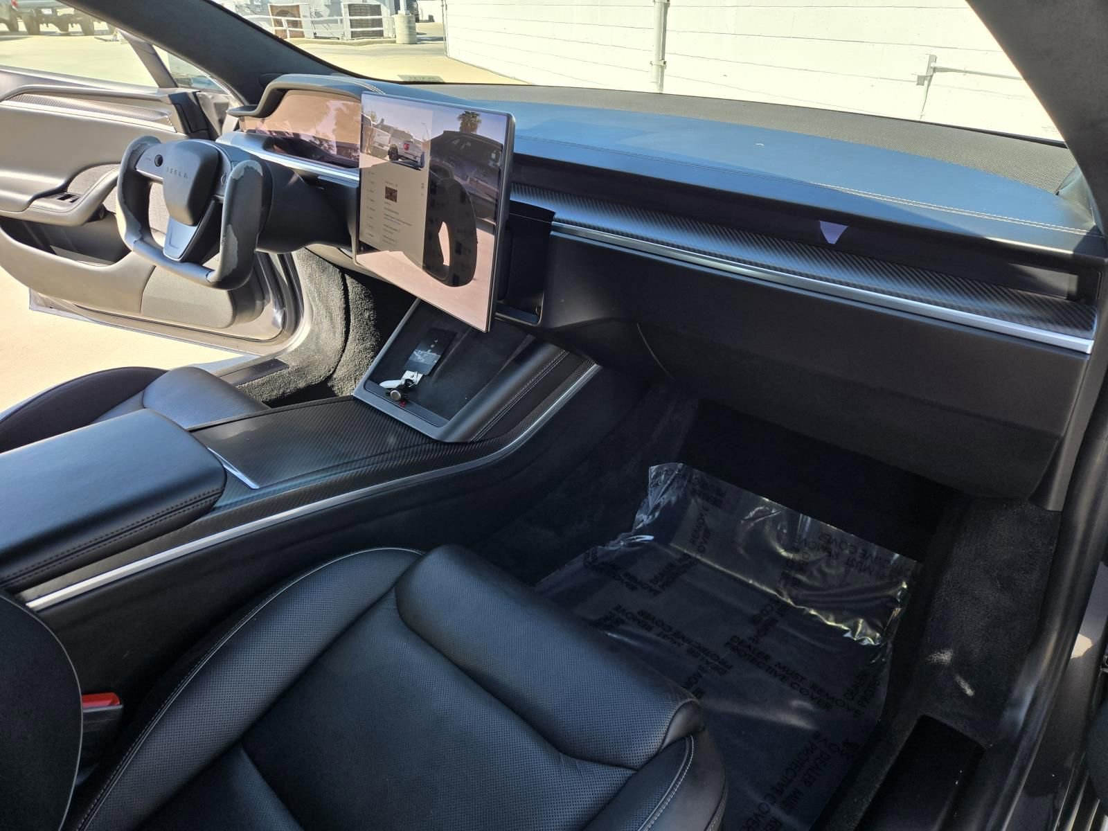 Used 2022 Tesla Model S Plaid image 24