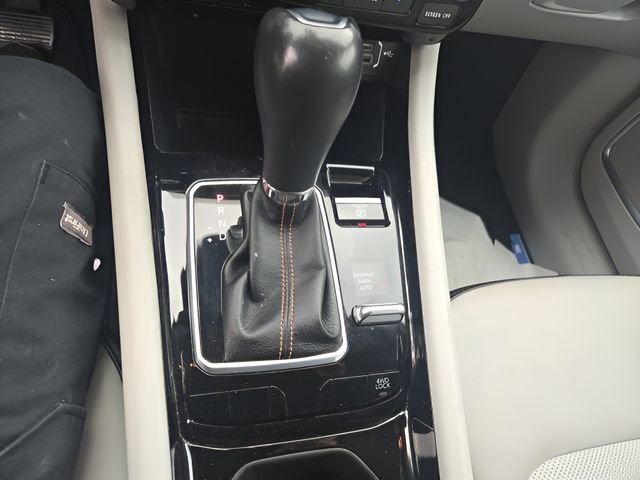 Used 2022 Jeep Compass Limited image 17