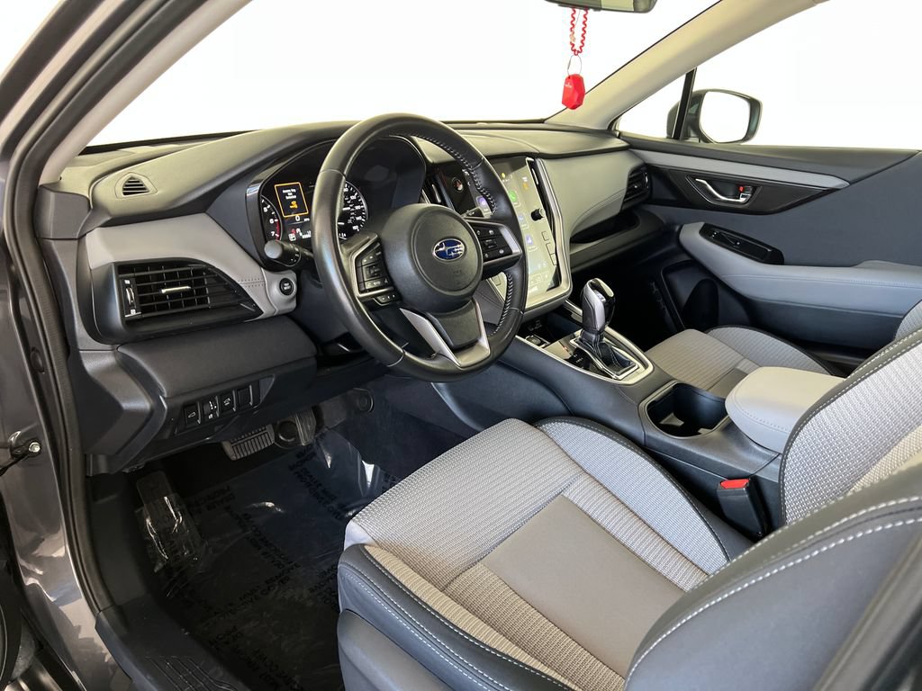 Used 2025 Subaru Outback Premium AWD/4WD image 19