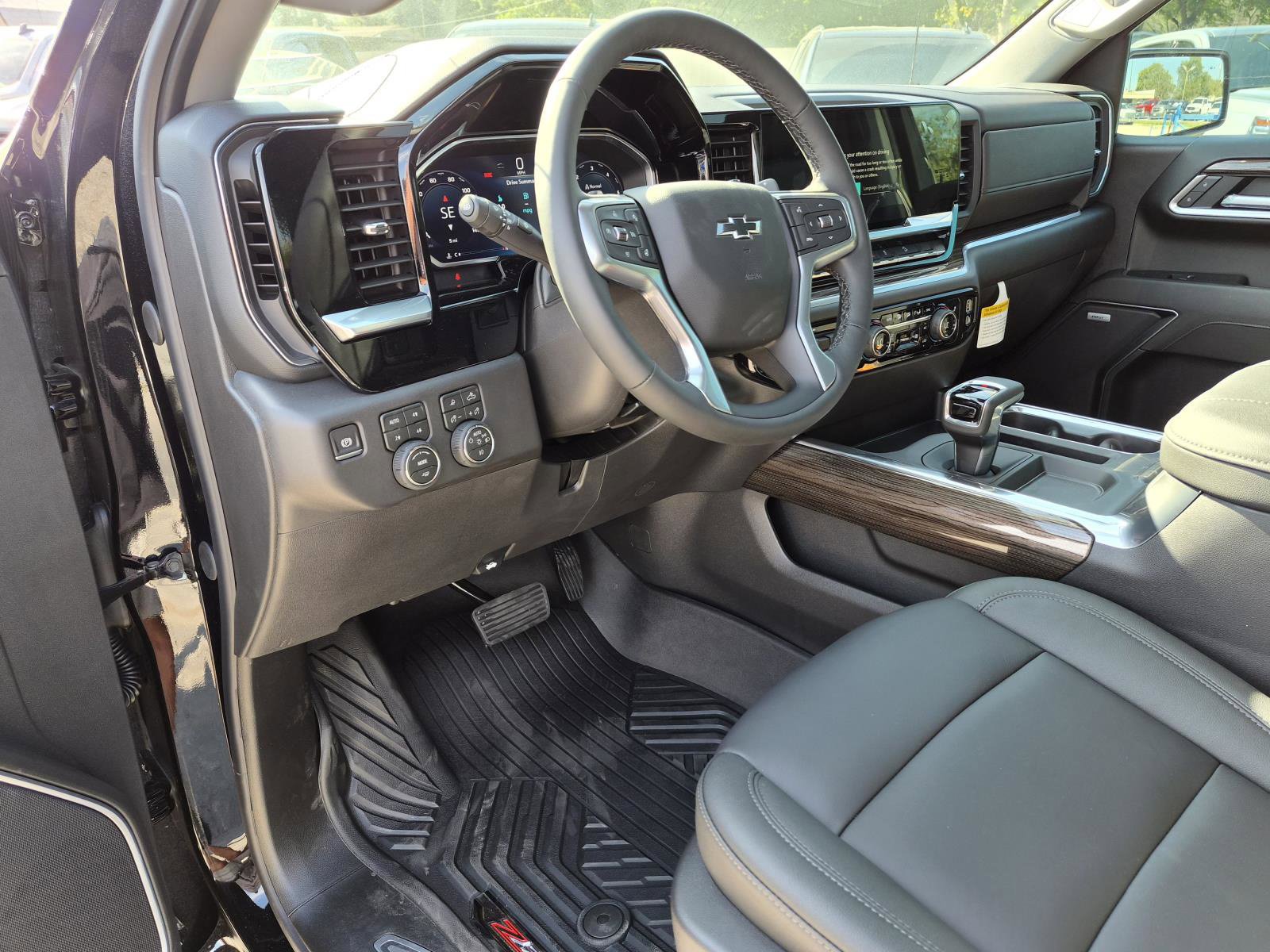 New 2026 Chevrolet Silverado 1500 LT Trail Boss w/ LT Trail Boss Premium Package AWD/4WD image 11