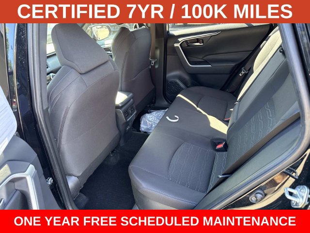 Used 2024 Toyota RAV4 SE AWD/4WD image 16