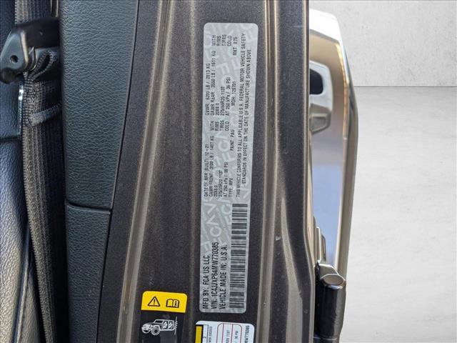 Used 2021 Jeep Wrangler Unlimited Sahara w/ Cold Weather Group AWD/4WD image 23