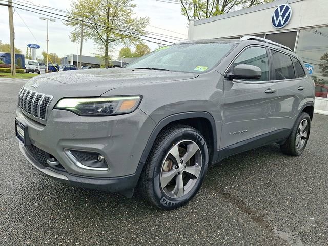 Used 2021 Jeep Cherokee Limited w/ Elite Package AWD/4WD image 3