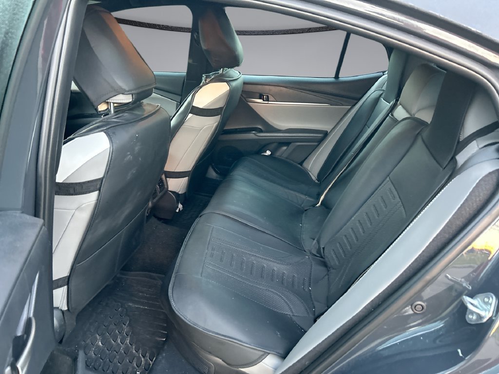 Used 2026 Toyota Camry SE FWD image 30