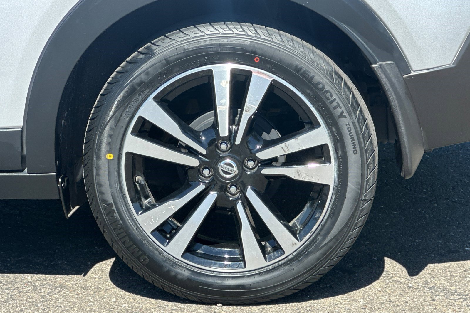 Used 2020 Nissan Kicks SR w/ SR Premium Package image 37