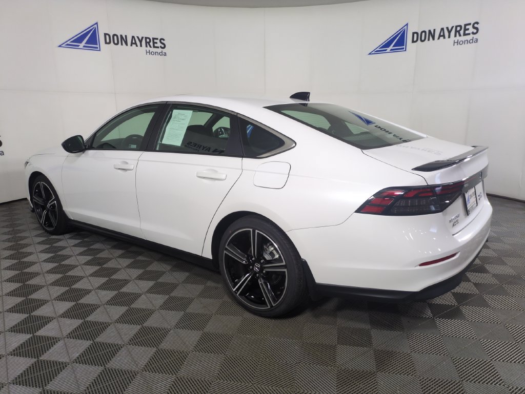 Certified 2025 Honda Accord Sport image 4