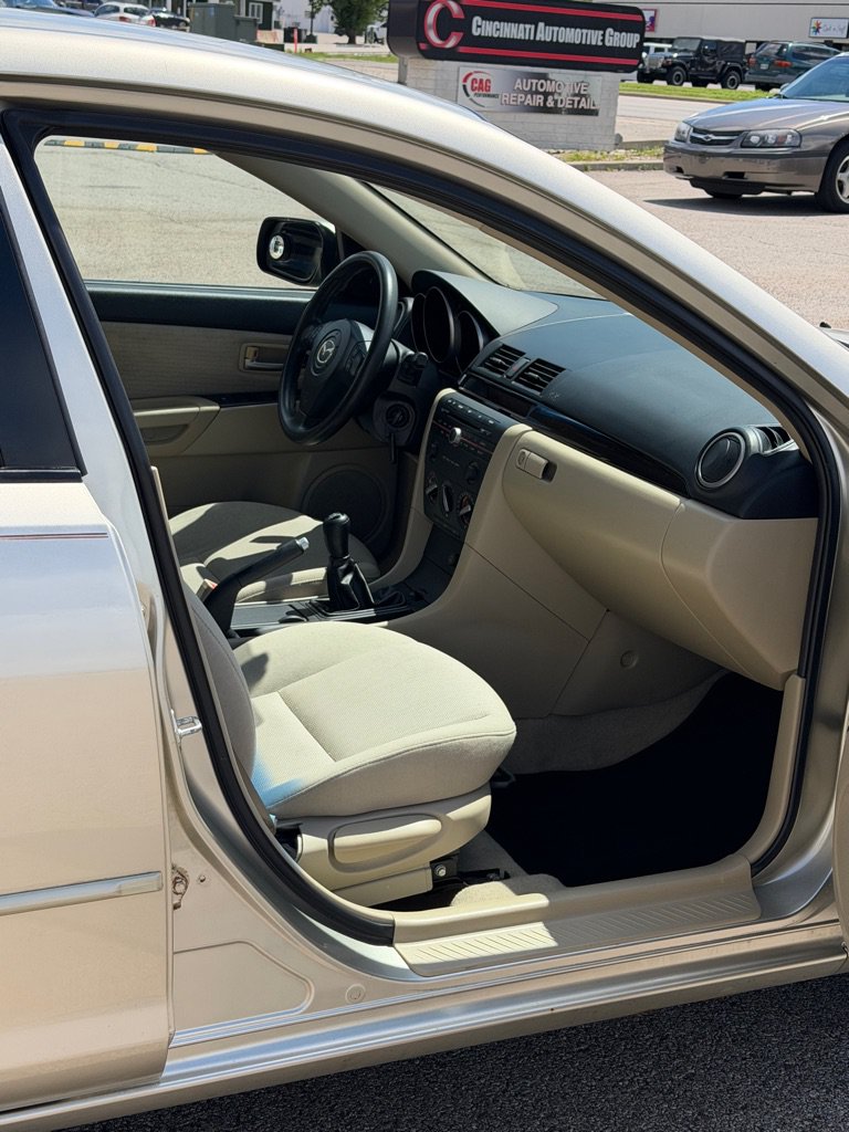 Used 2008 MAZDA MAZDA3 i Touring FWD image 6