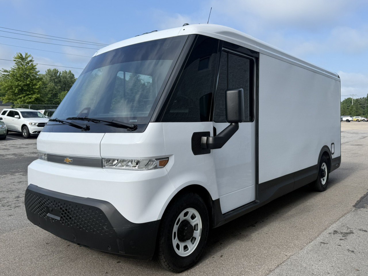 Used 2025 Chevrolet Brightdrop 600 FWD image 3