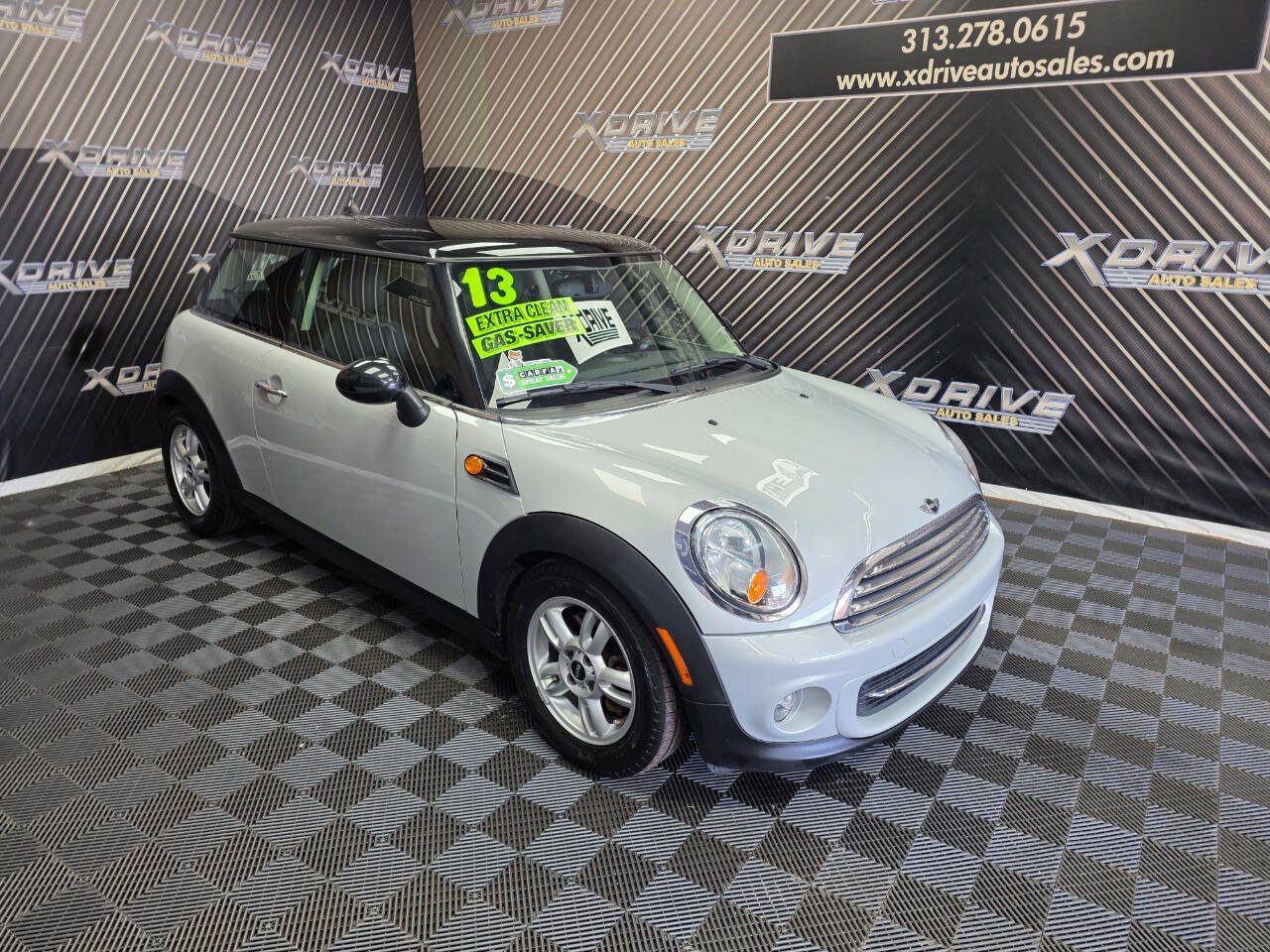 Used 2013 MINI Cooper Hardtop image 7