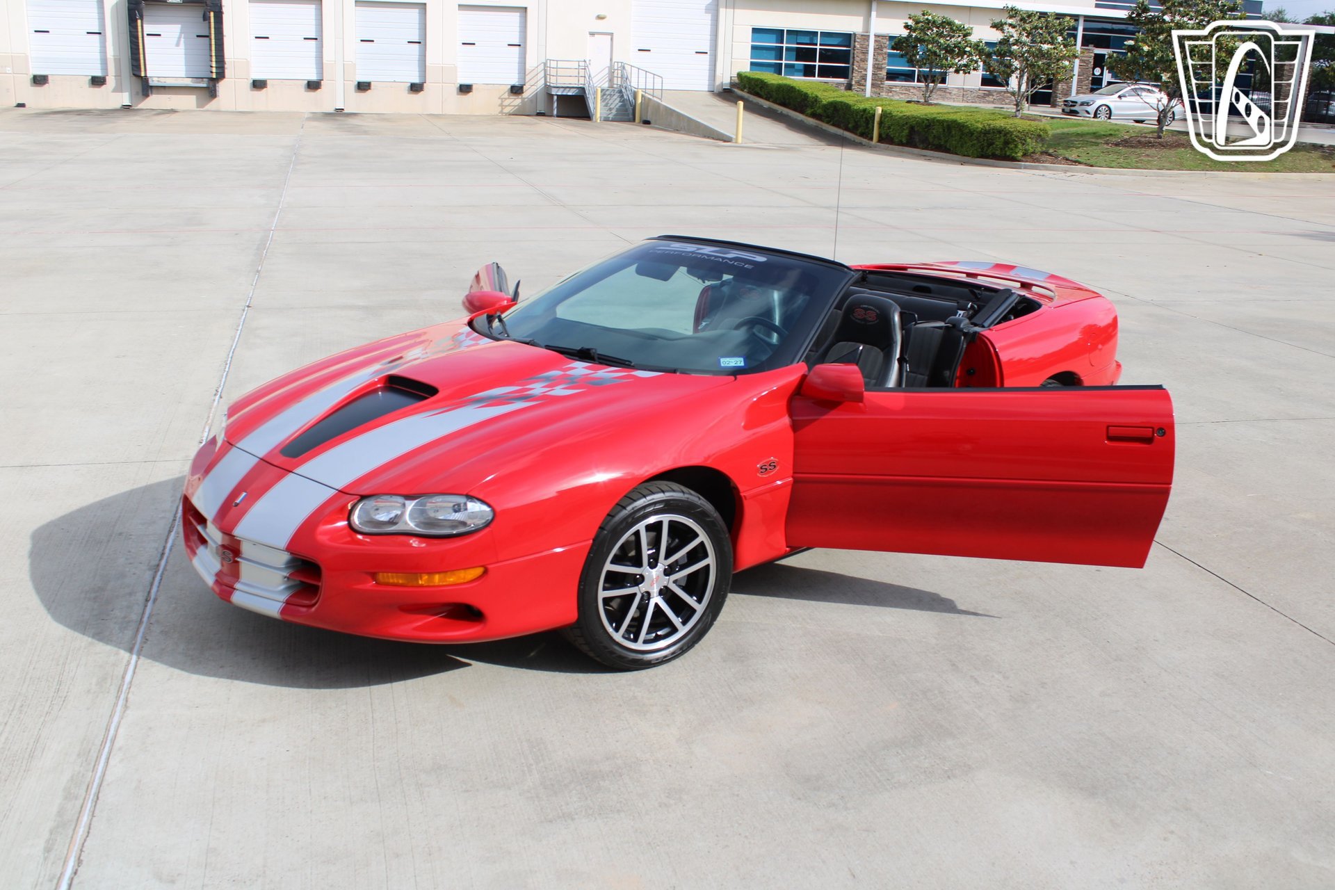 Used 2002 Chevrolet Camaro Z28 w/ SS Performance/Appearance Pkg RWD image 7