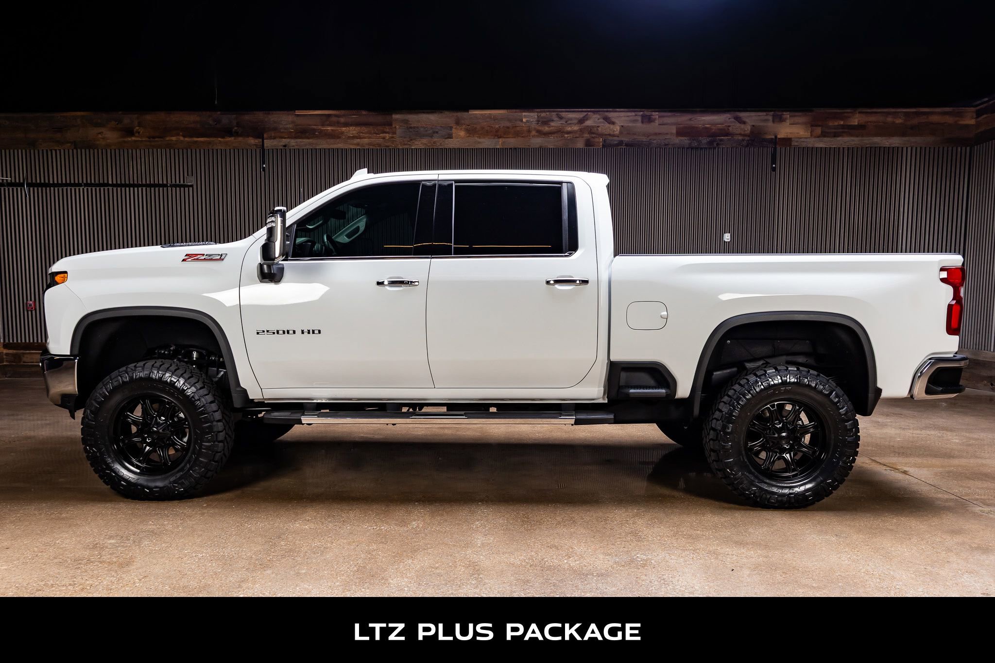 Used 2022 Chevrolet Silverado 2500 LTZ w/ LTZ Plus Package image 6