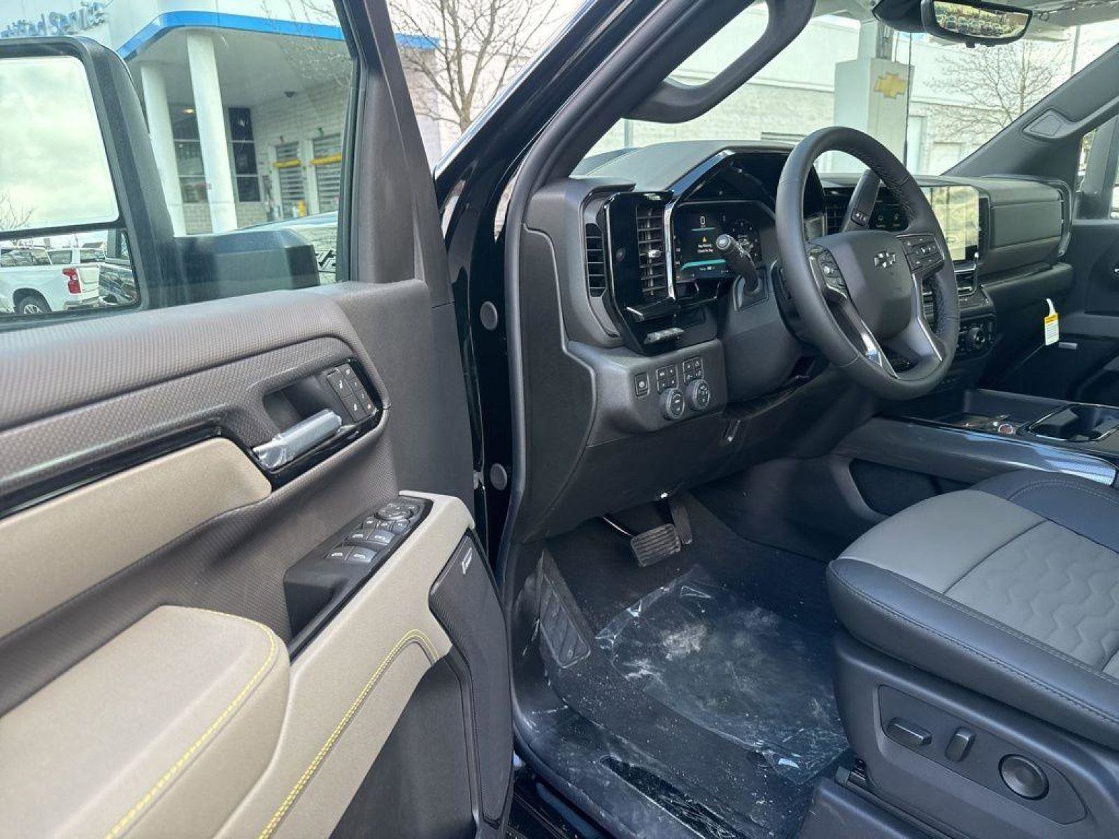 New 2026 Chevrolet Silverado 2500 ZR2 w/ LPO, Dark Essentials Package AWD/4WD image 27