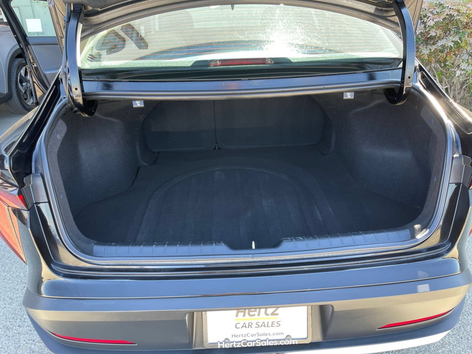 Used 2025 Kia K4 FWD image 31