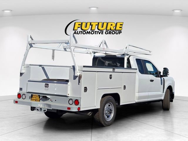 New 2026 Ford F350 XL w/ XL Chrome Package image 3