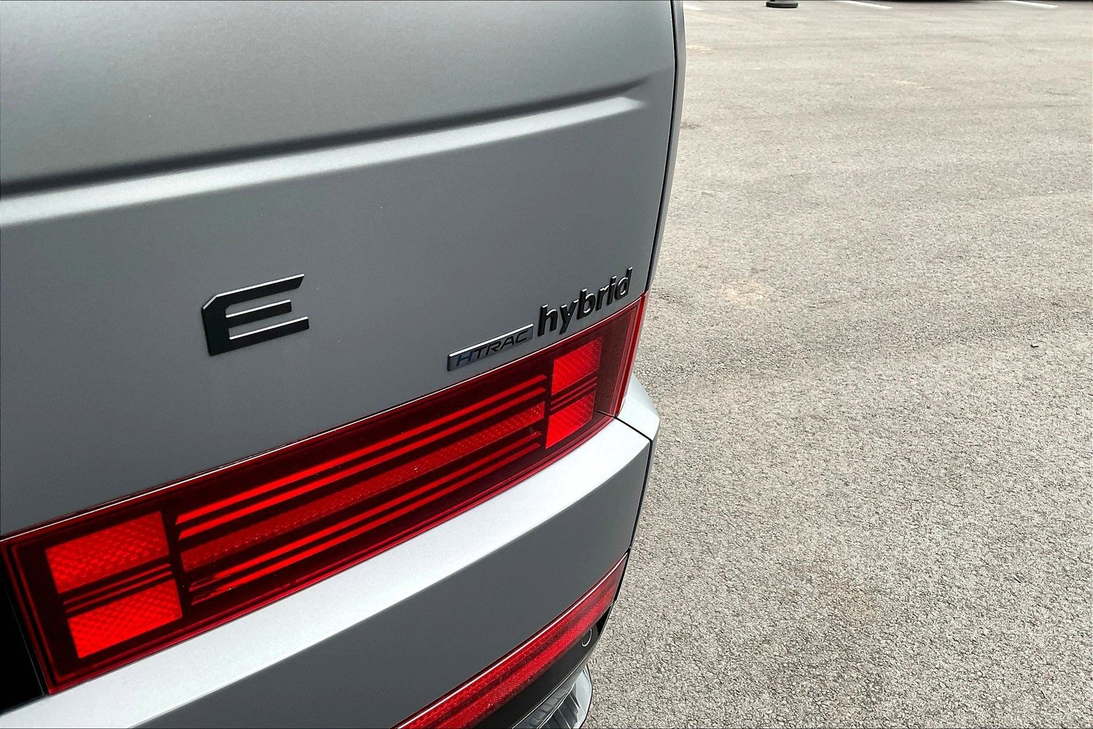 New 2025 Hyundai Santa Fe Calligraphy image 9