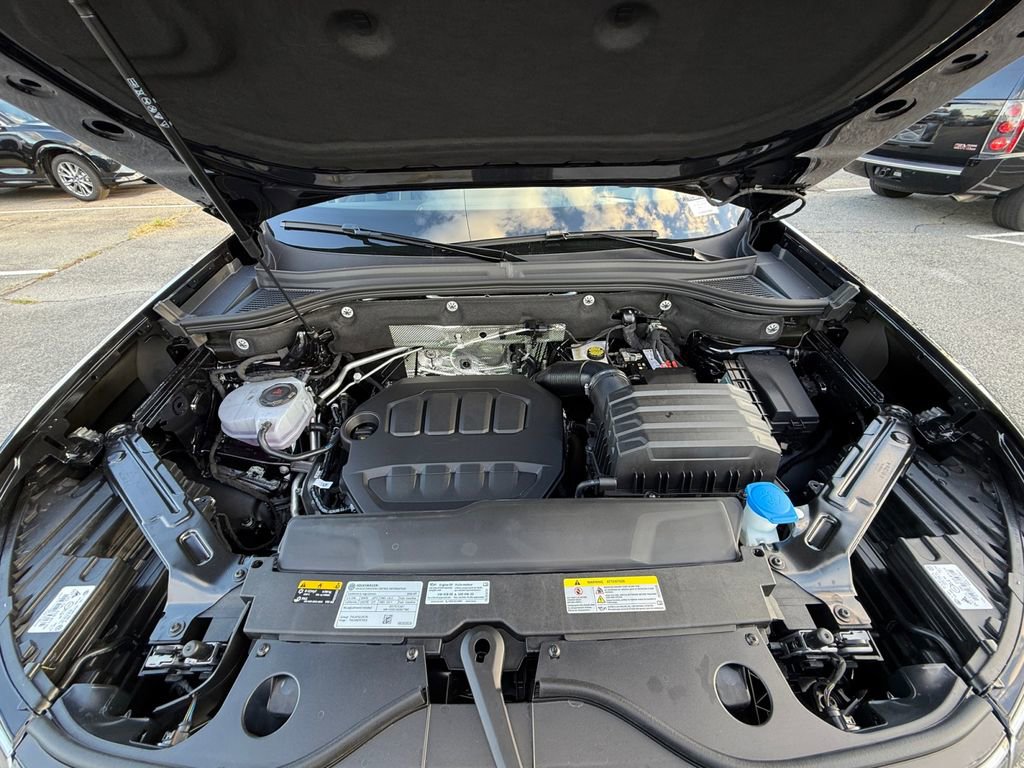 New 2026 Volkswagen Atlas Cross Sport SEL Premium R-Line image 23