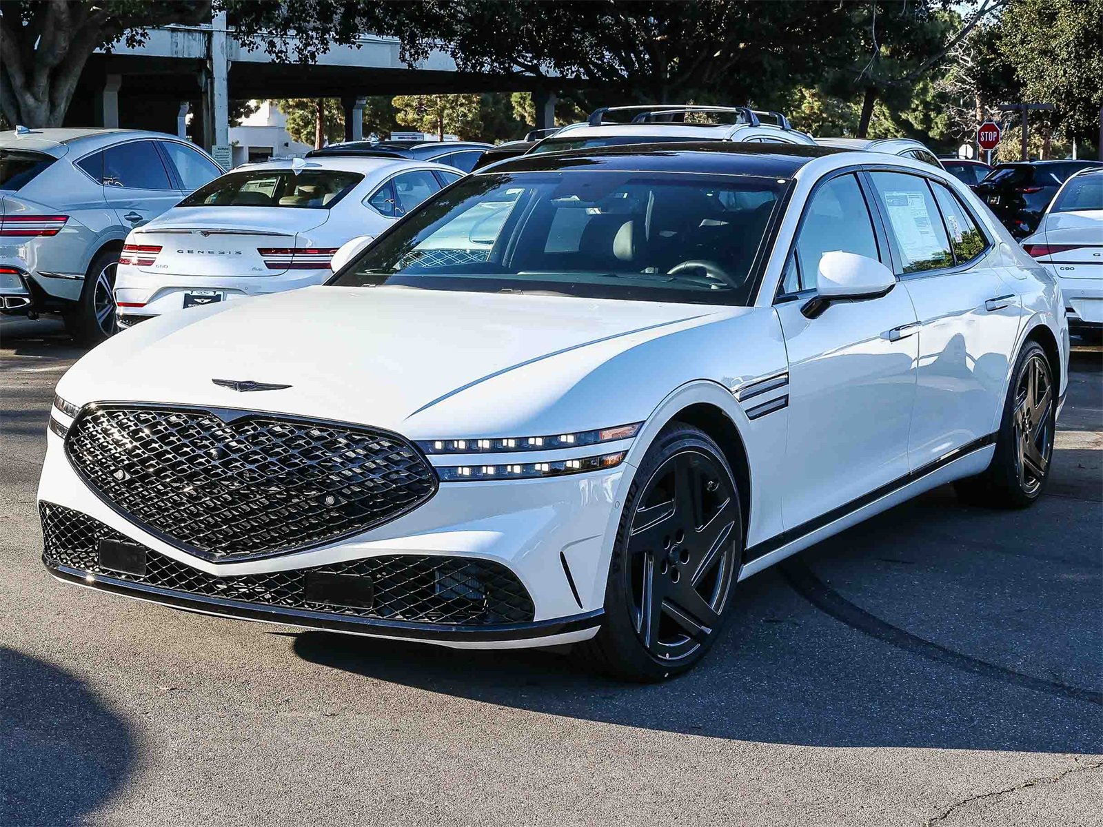 New 2026 Genesis G90 3.5T Prestige image 3