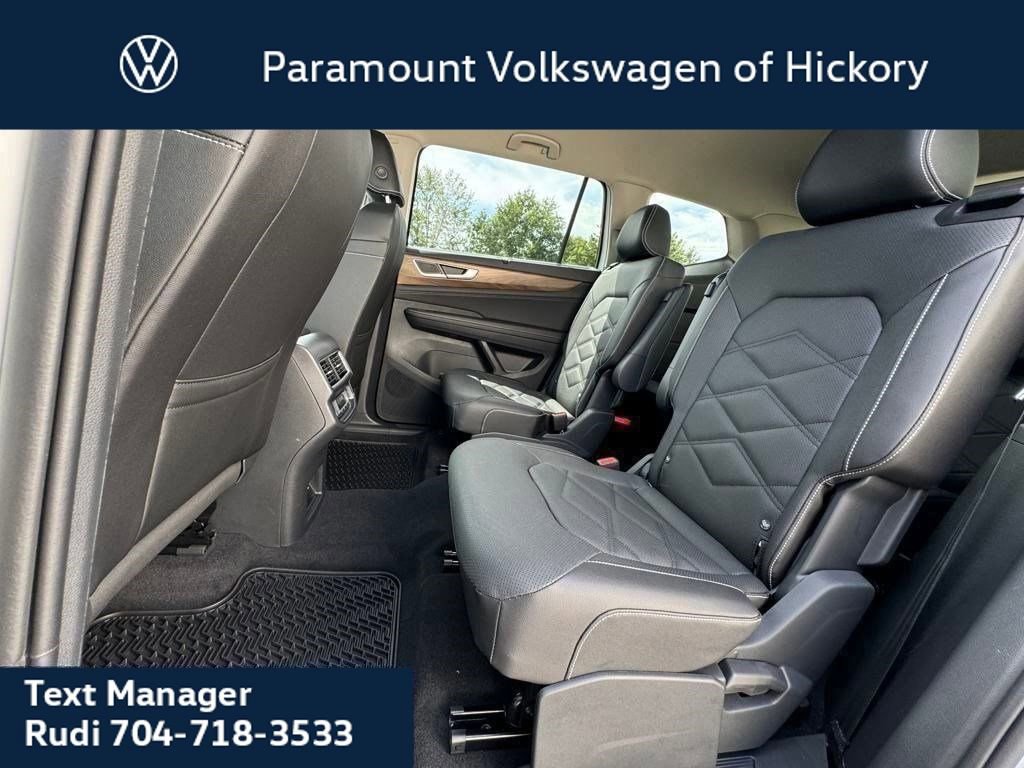 New 2026 Volkswagen Atlas SE image 15