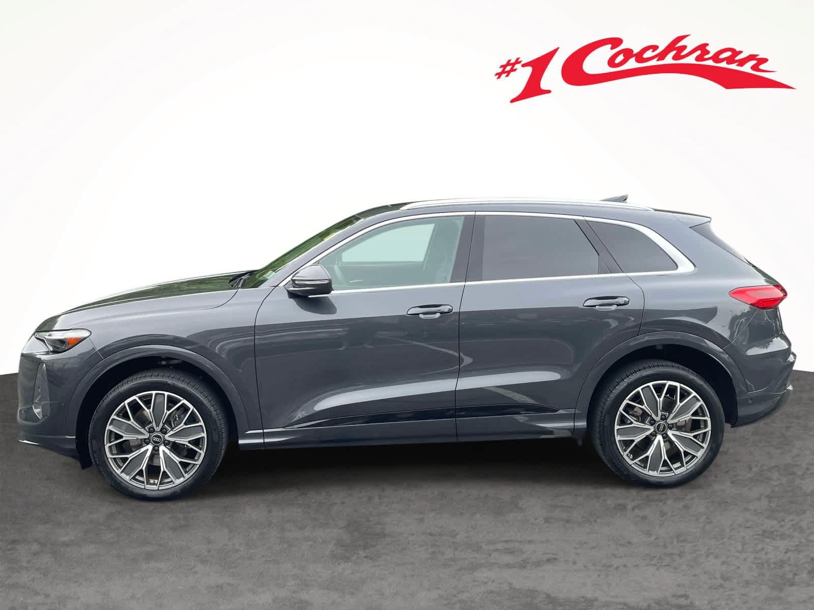 Certified 2025 Audi Q5 Premium w/ Premium Plus AWD/4WD image 10