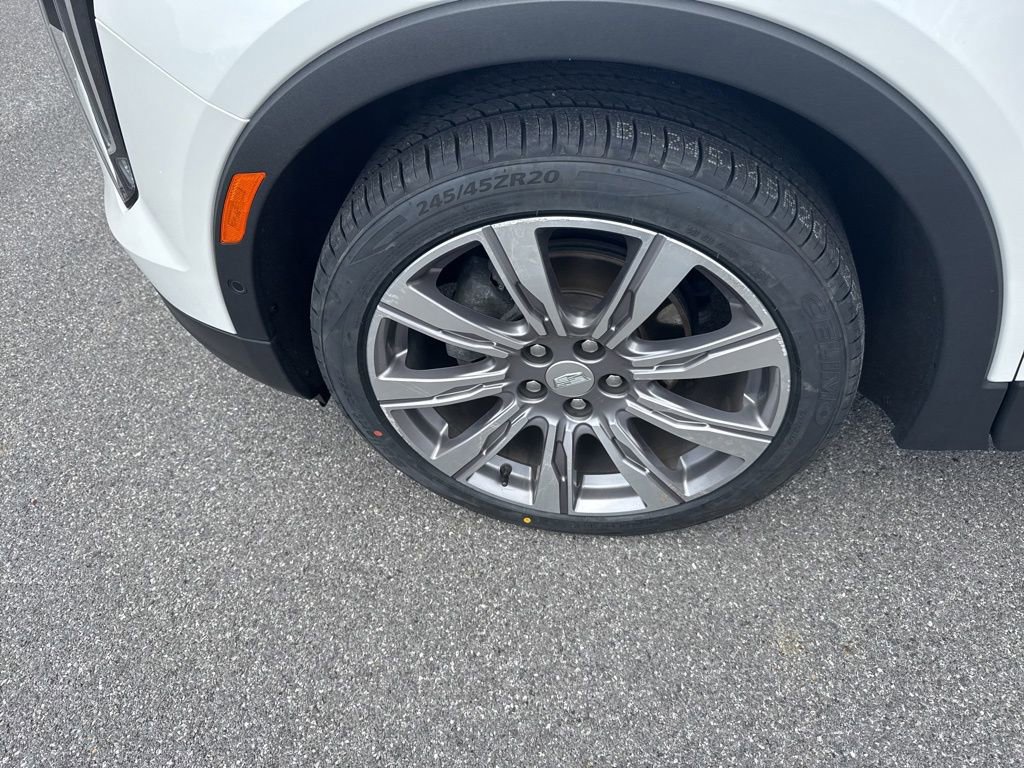 Used 2022 Cadillac XT4 Premium Luxury w/ Technology Package image 10