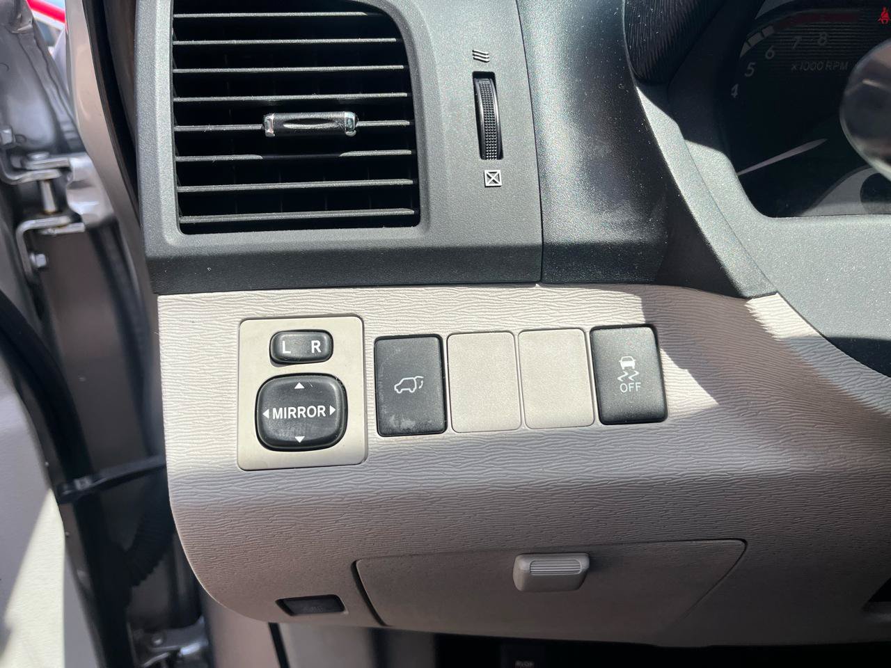Used 2009 Toyota Venza FWD image 22