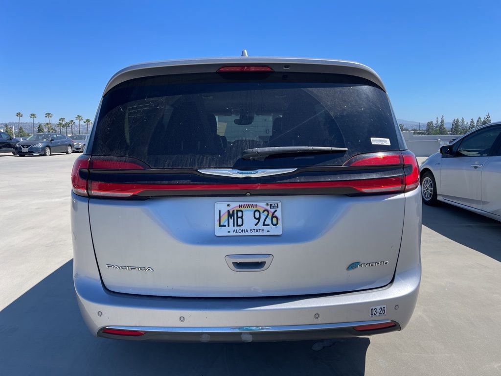 Used 2021 Chrysler Pacifica Touring-L image 5