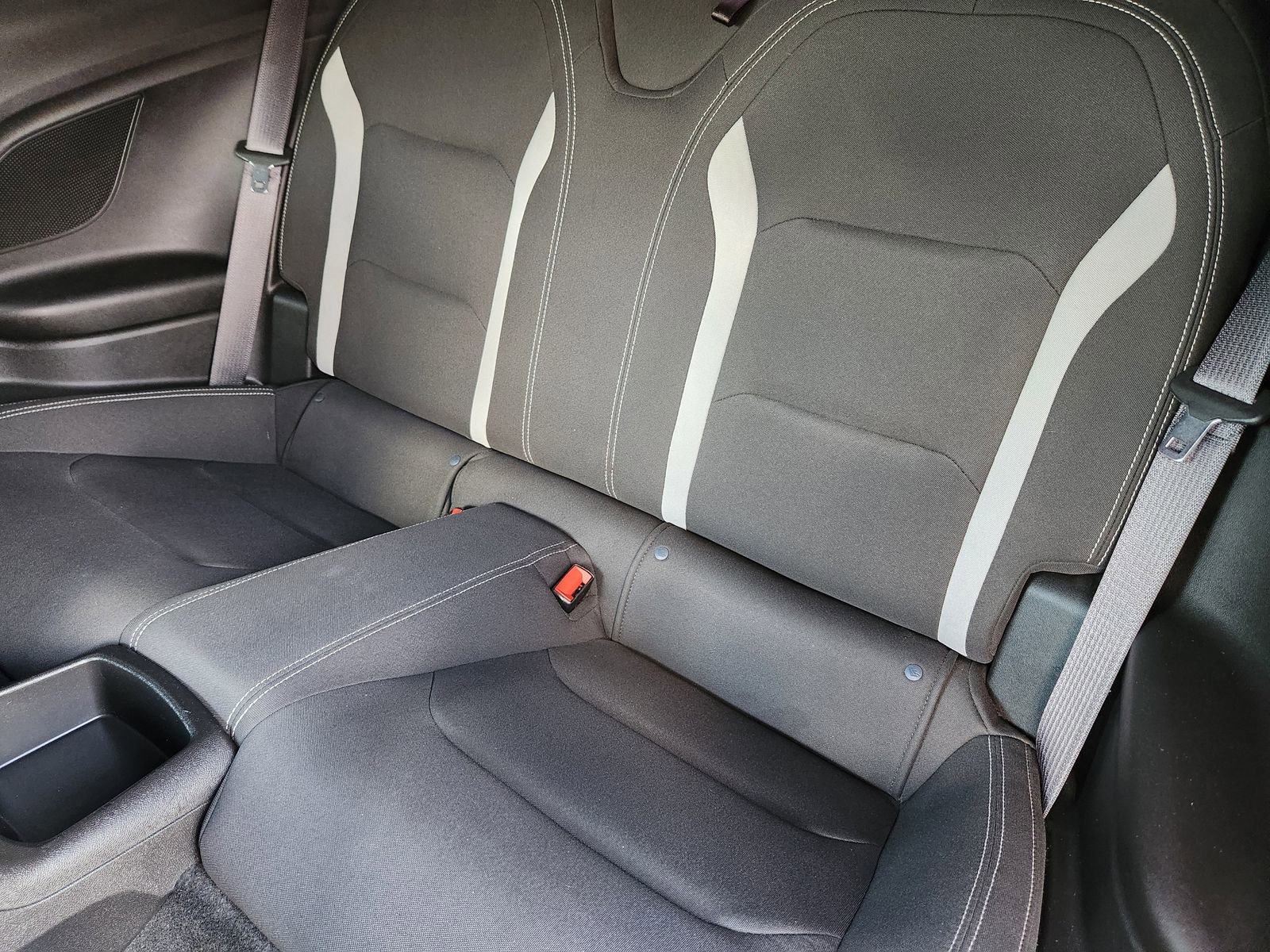 Used 2021 Chevrolet Camaro LT w/ RS Package image 41