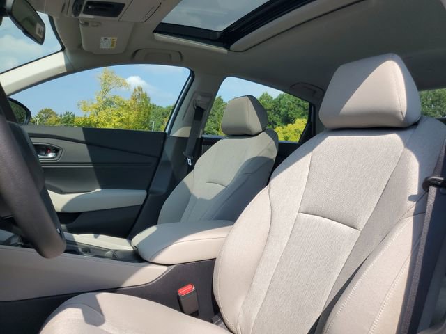 Used 2025 Honda Accord SE image 13