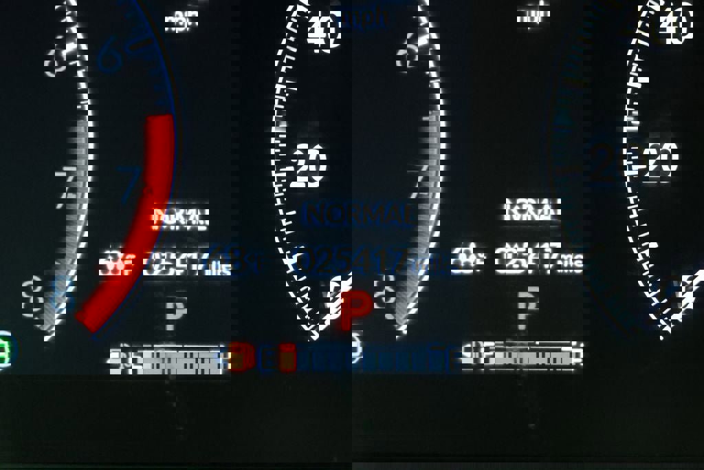 Used 2024 Honda Pilot TrailSport image 23