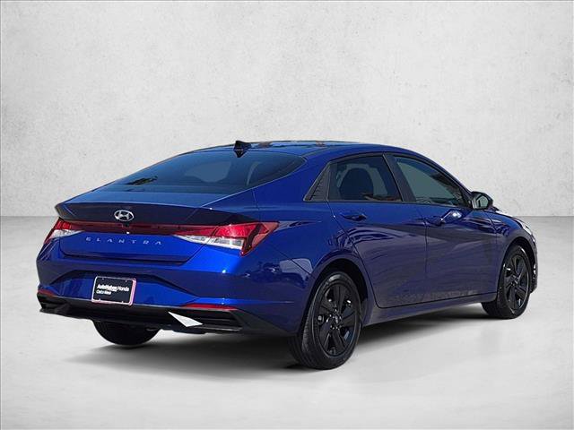 Used 2023 Hyundai Elantra SEL FWD image 5