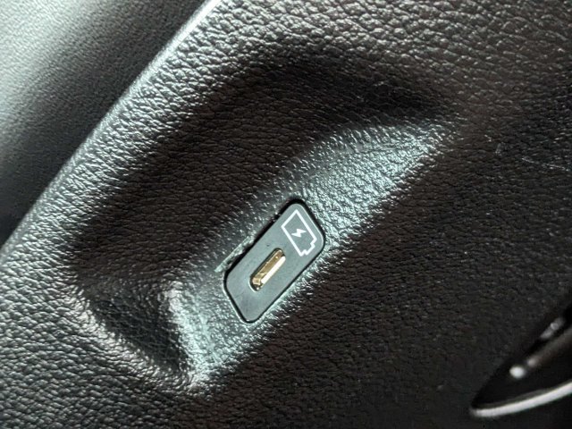 Used 2023 Kia Telluride S FWD image 20