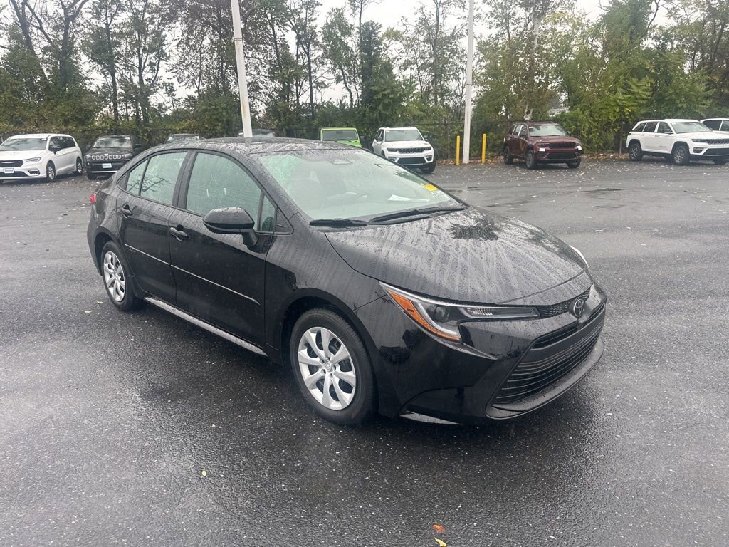 Used 2025 Toyota Corolla LE