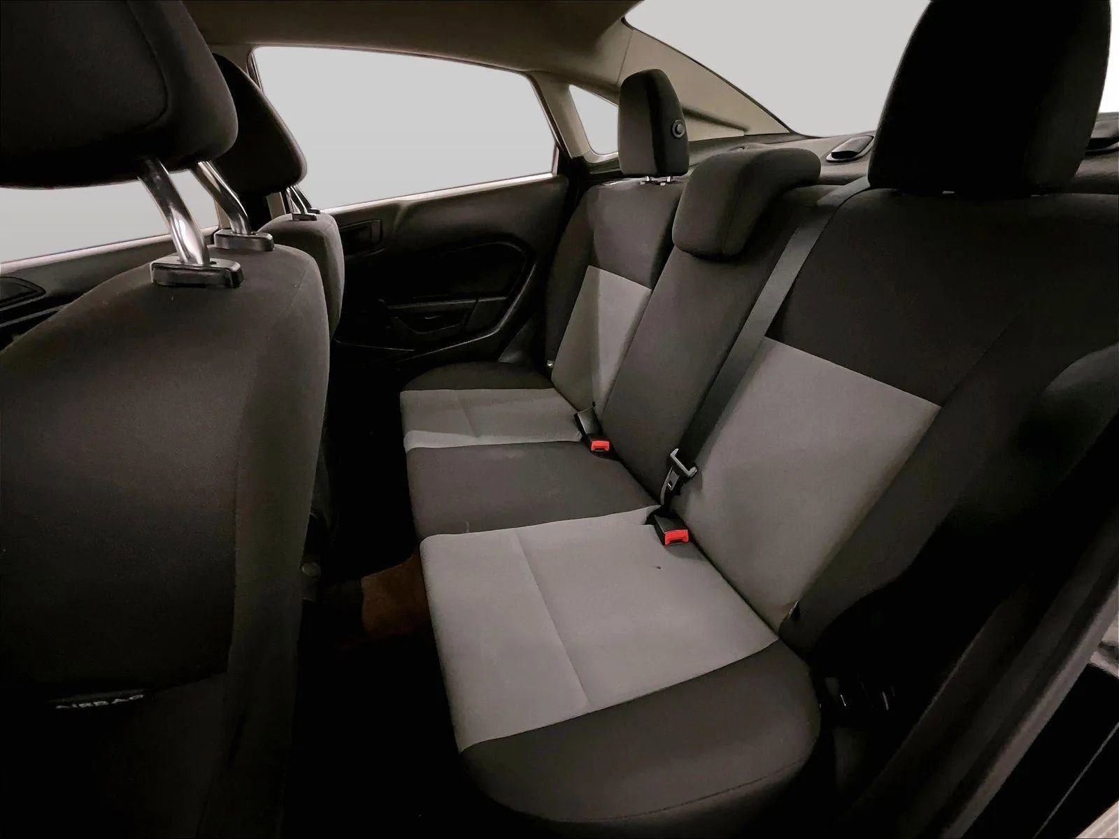 Used 2016 Ford Fiesta S image 25