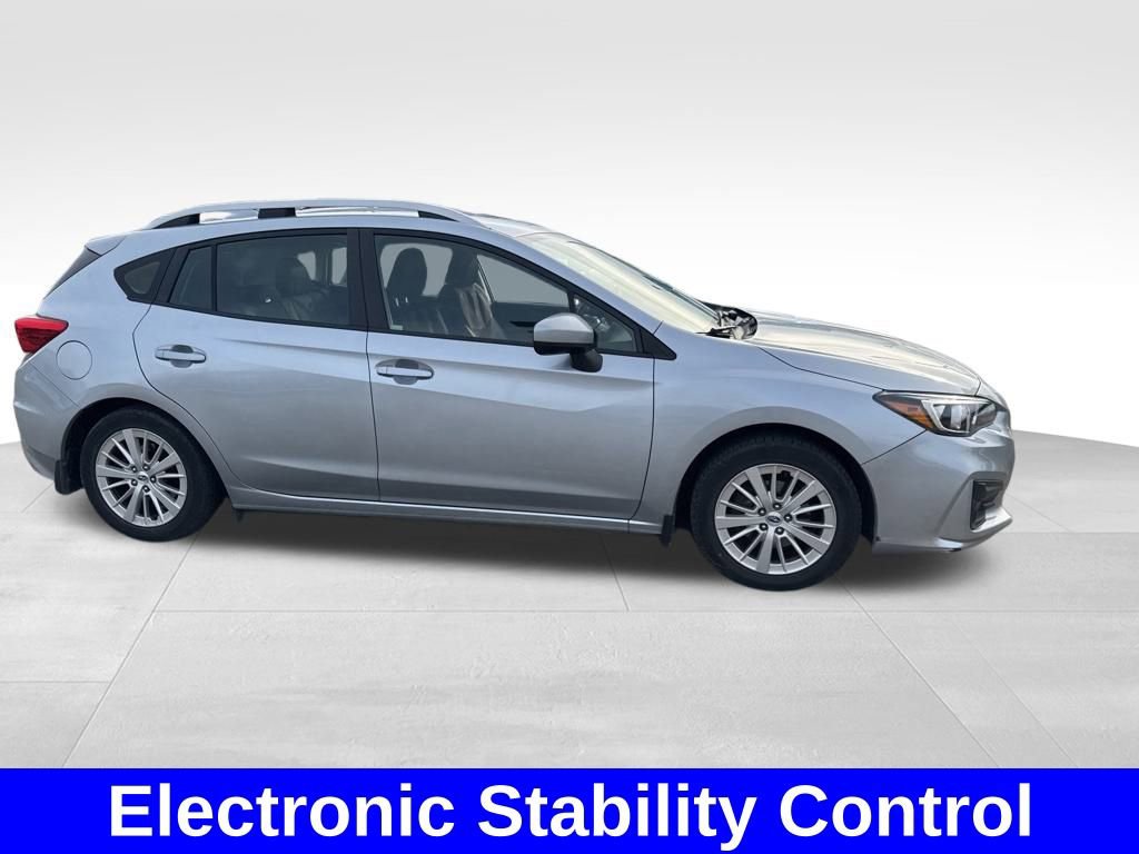 Used 2018 Subaru Impreza 2.0i Premium w/ Eyesight & BSD & Rcta image 10