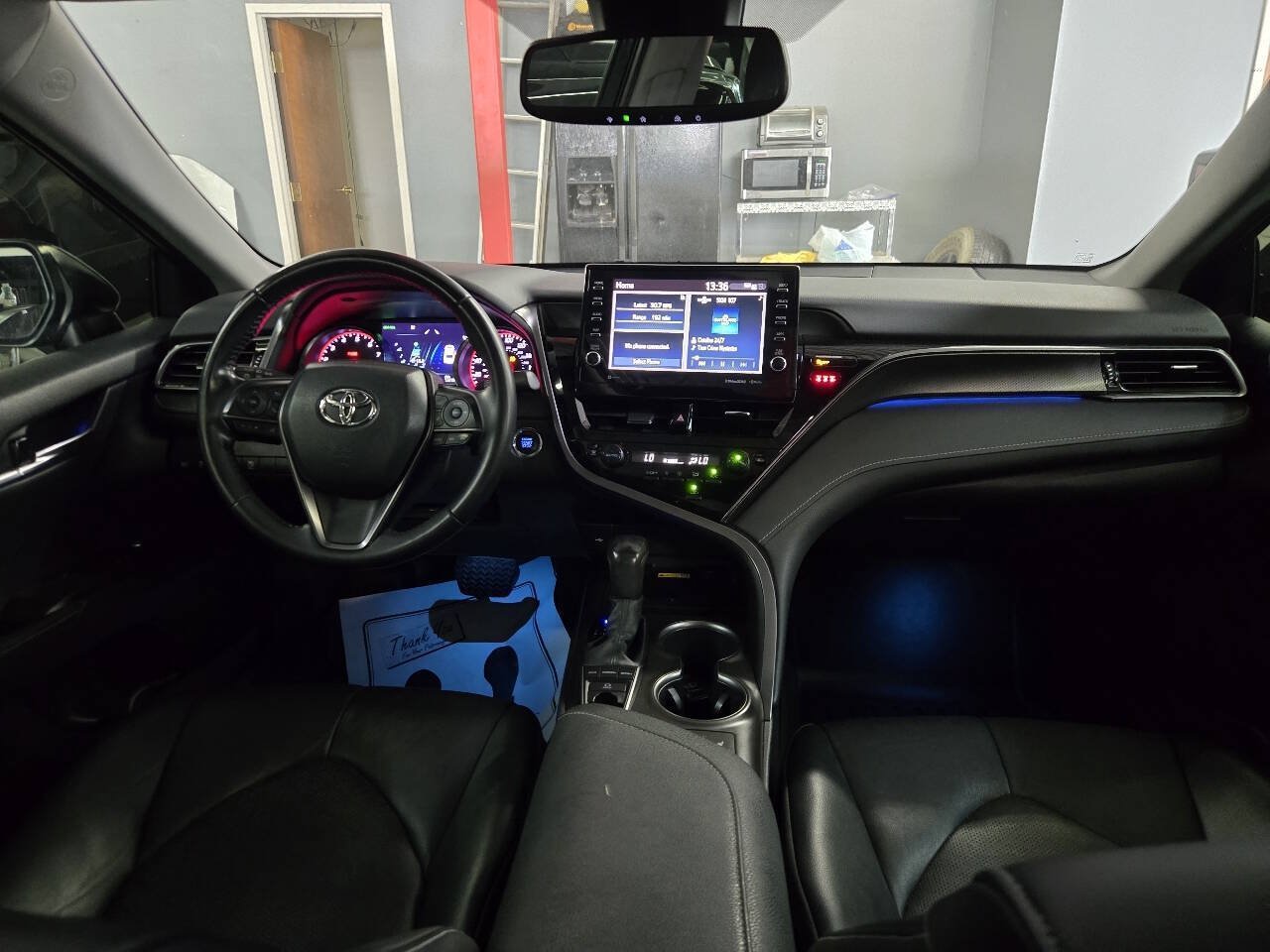 Used 2022 Toyota Camry XSE FWD image 29