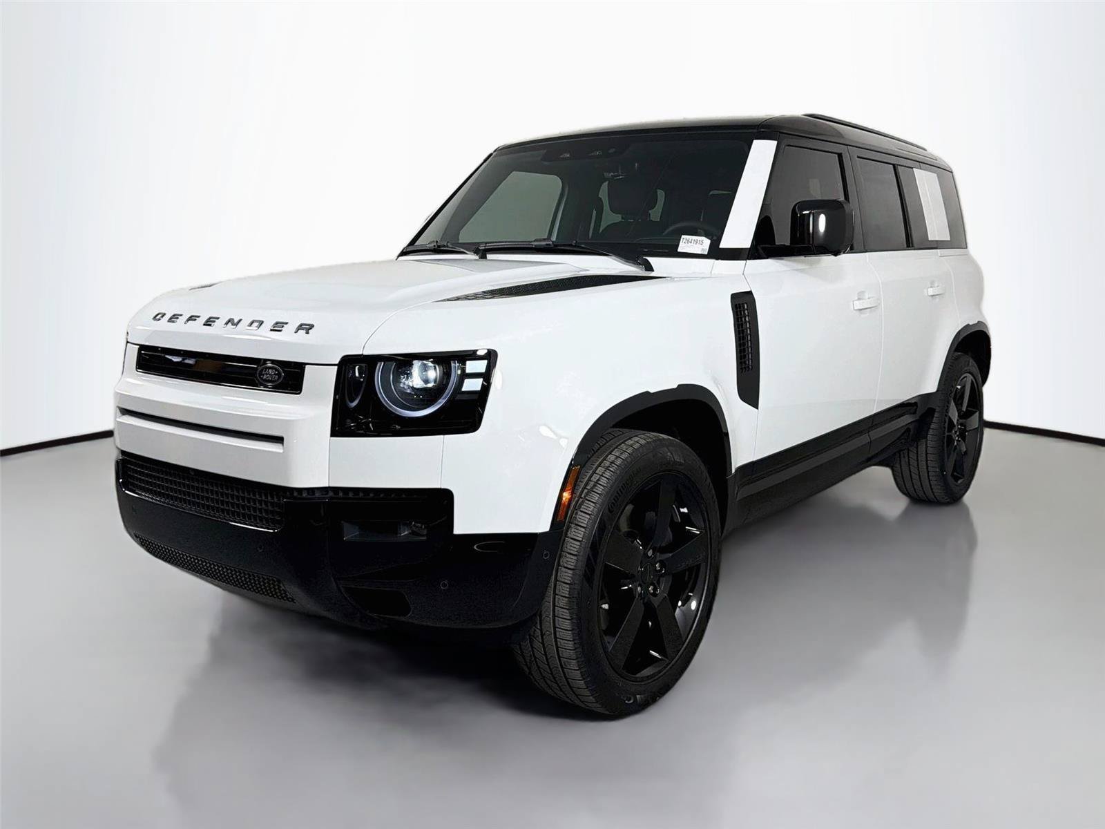 New 2026 Land Rover Defender 110 X-Dynamic SE