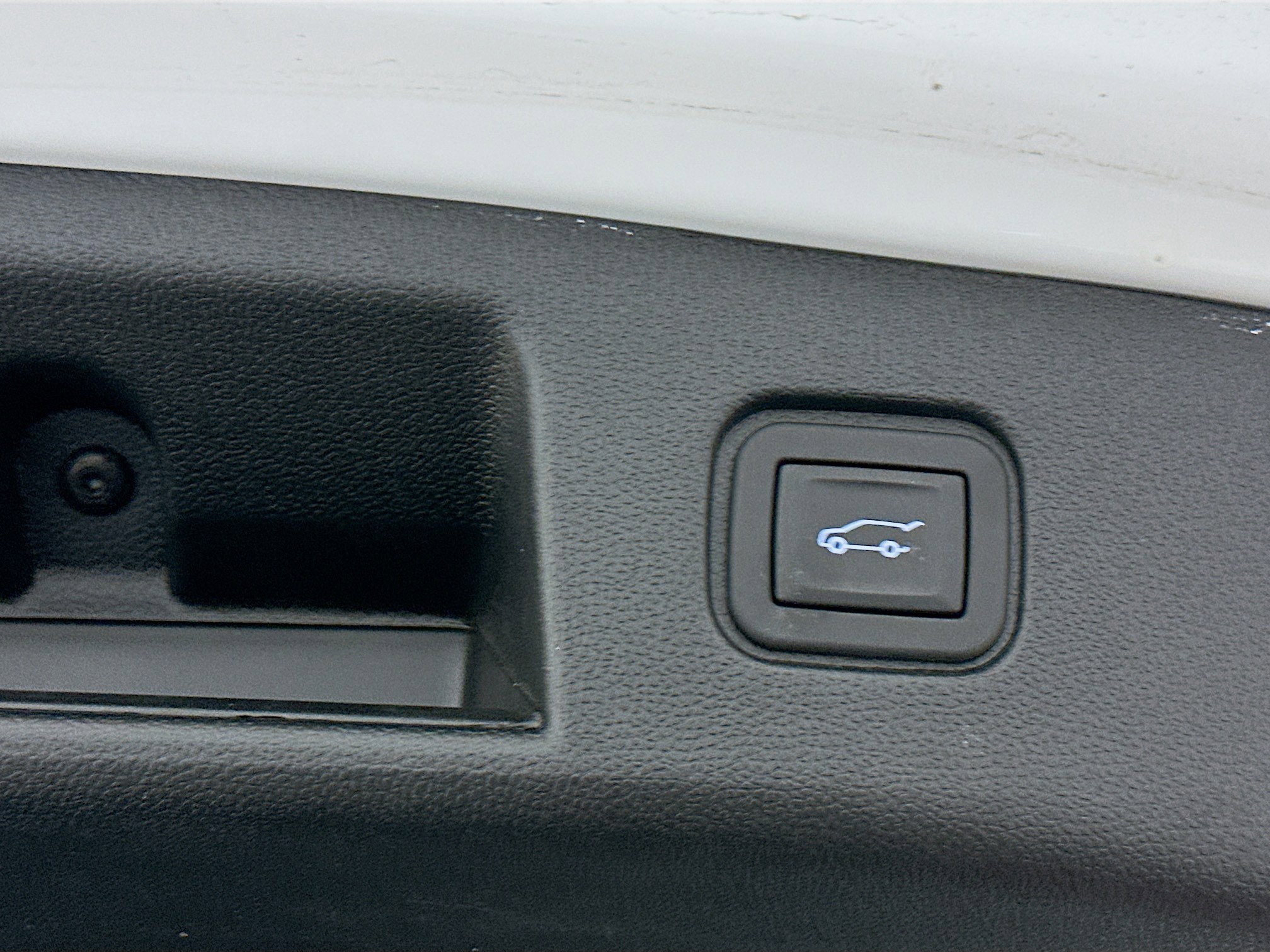 Used 2024 Chevrolet Blazer EV LT AWD/4WD image 31