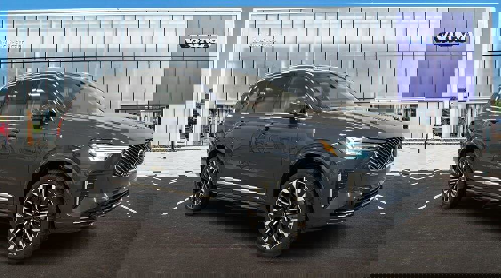 New 2026 Volvo XC90 T8 Plus w/ Protection Package Premier video 1