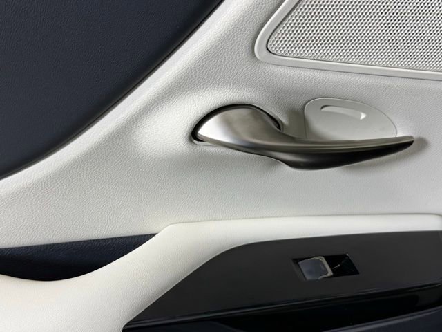 Used 2025 Lexus ES 300h w/ Premium Package image 26