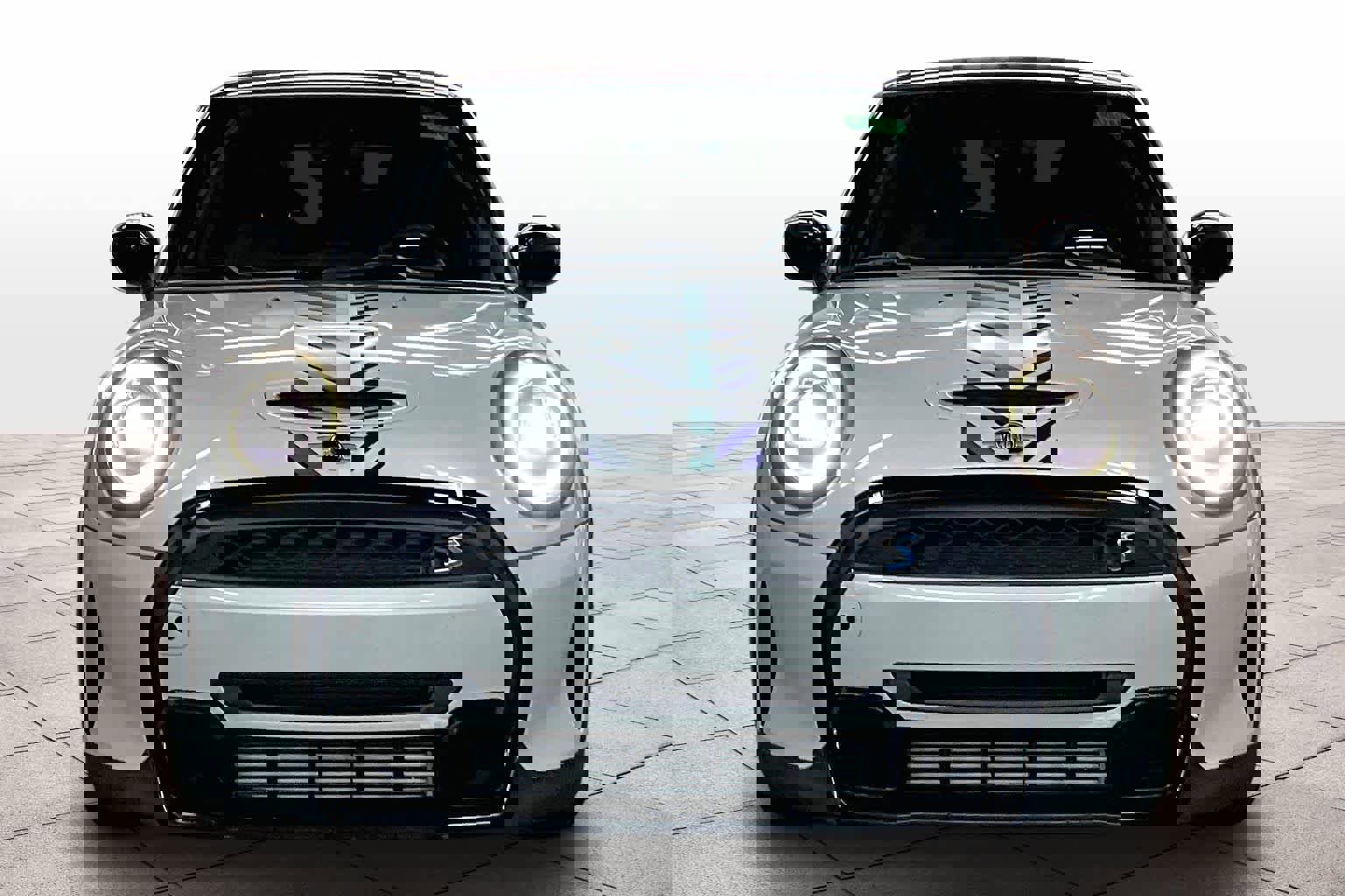 Used 2022 MINI Cooper S image 3