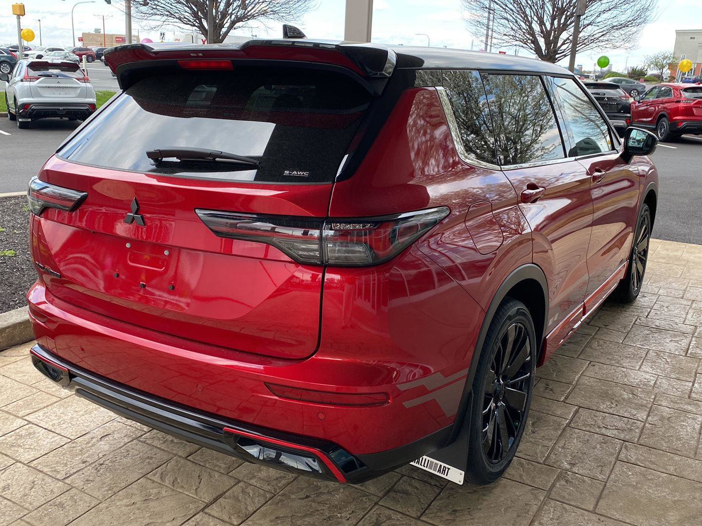 New 2026 Mitsubishi Outlander Ralliart image 7