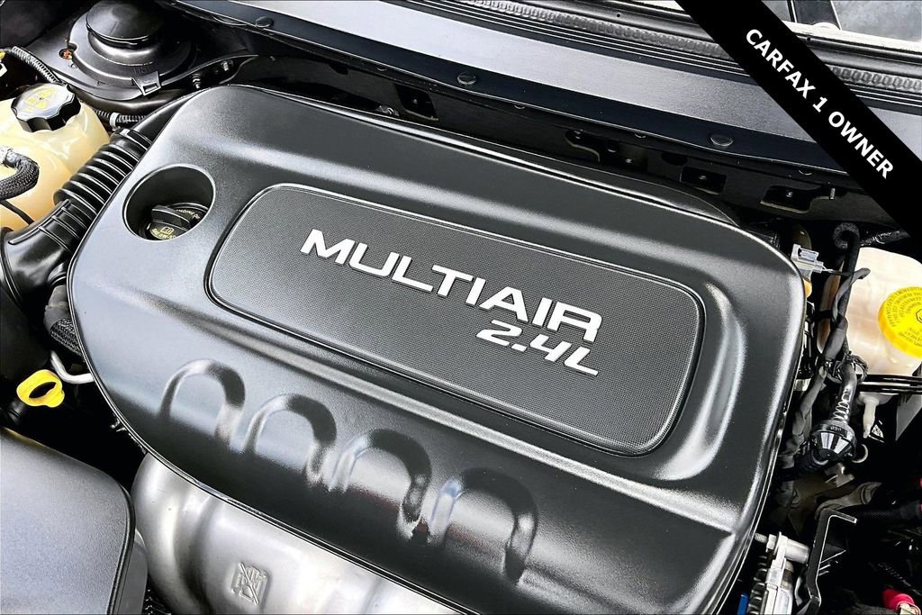 Used 2018 Jeep Cherokee Latitude w/ Altitude Package image 28