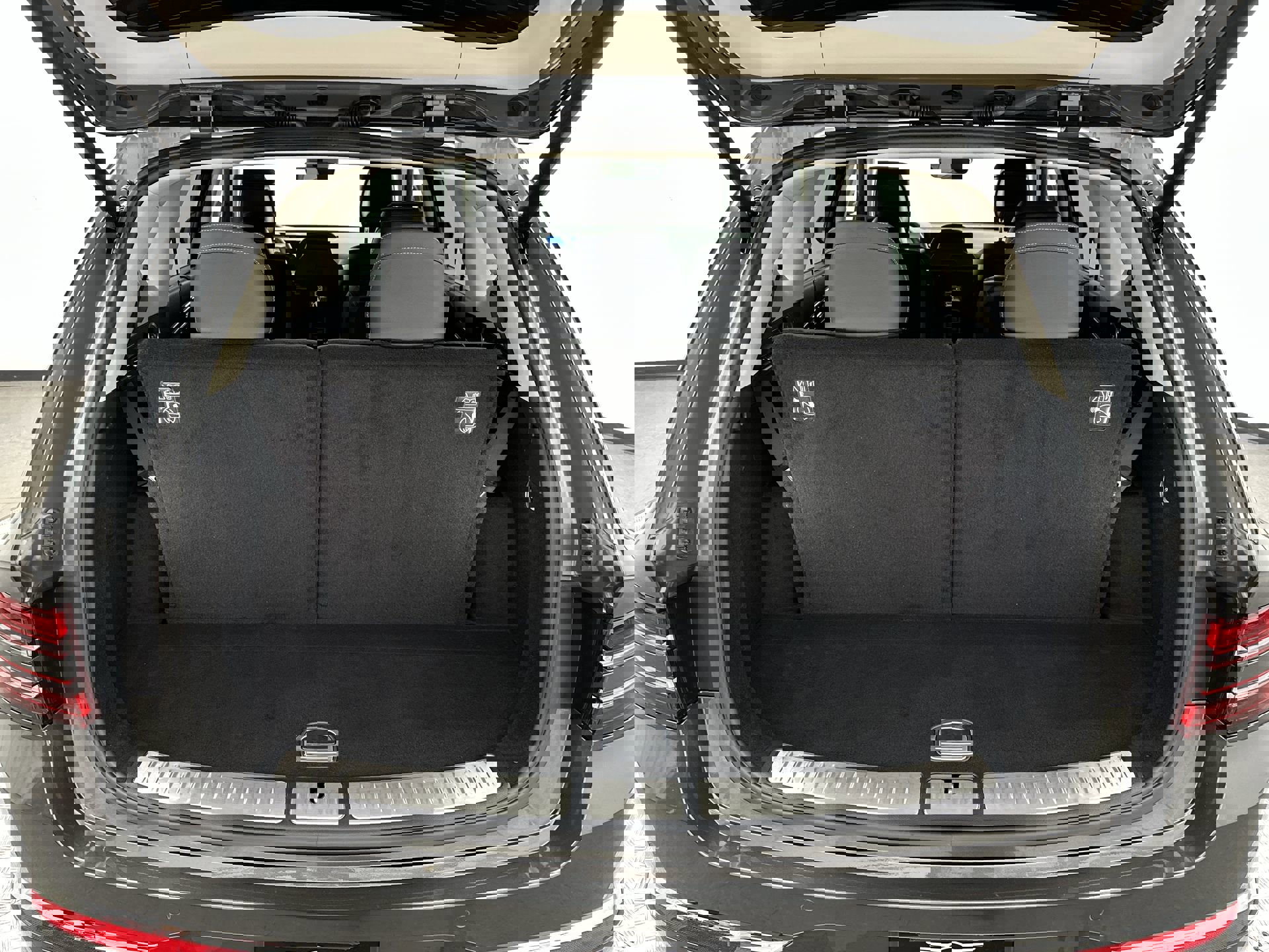 Certified 2026 Genesis GV80 2.5T Advanced image 25